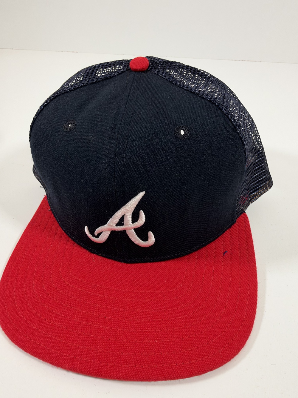 Vintage Atlanta Braves Hat Cap Snap Back Mens One Size Blue MLB Baseball New Era
